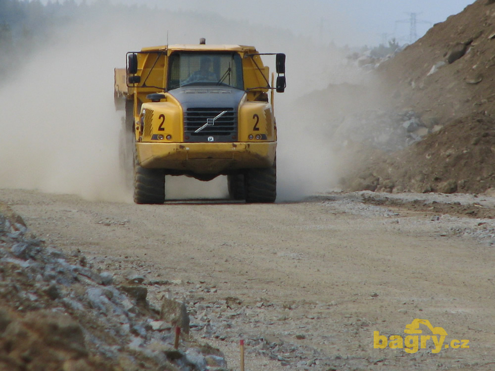 Kloubový dempr Volvo A30D