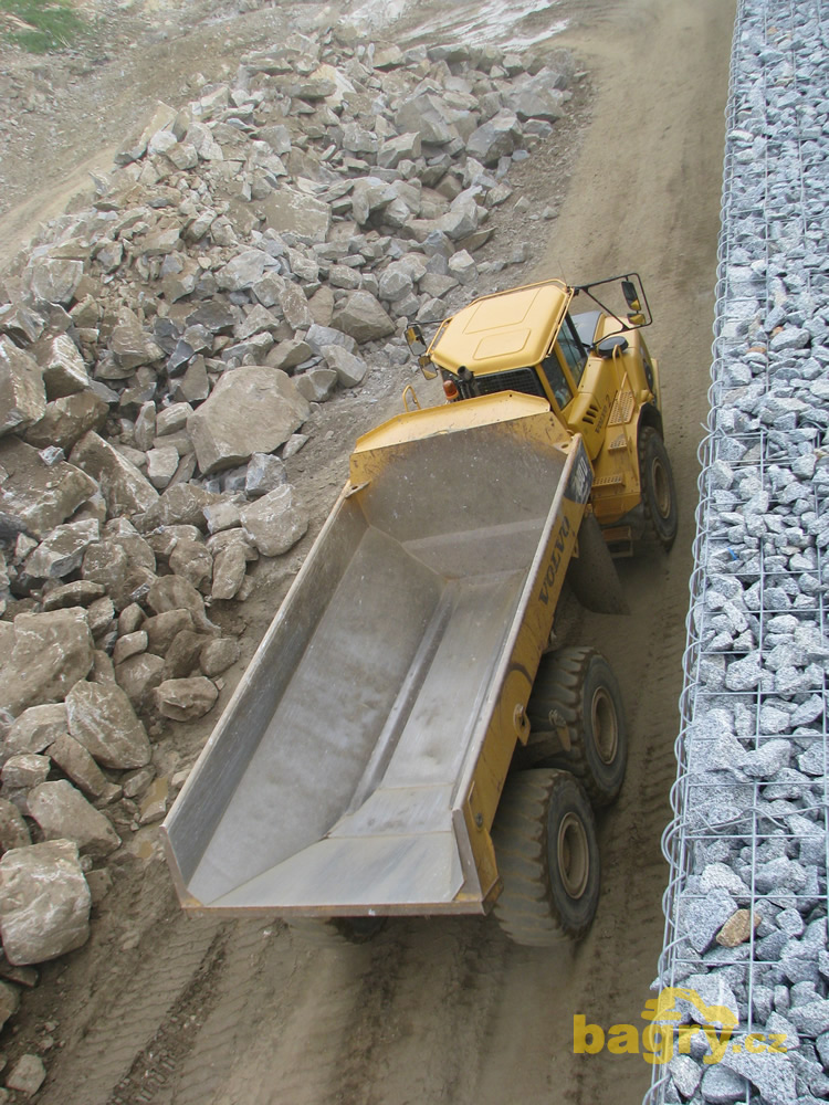 Kloubový dempr Volvo A30D