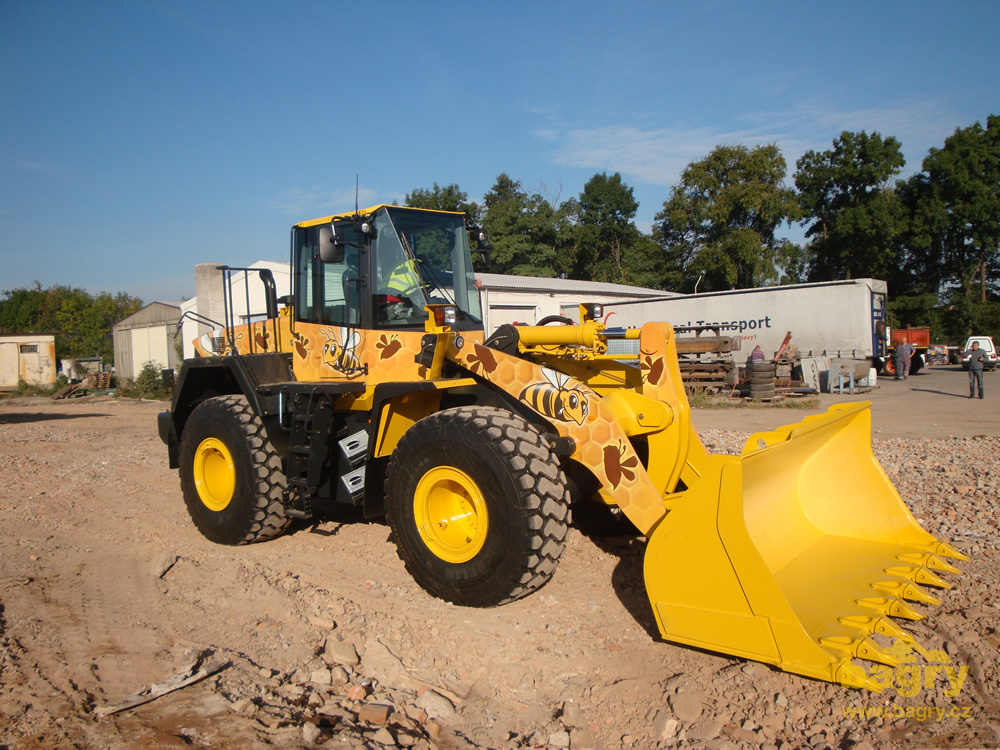 Kolový nakladač Komatsu WA430-6