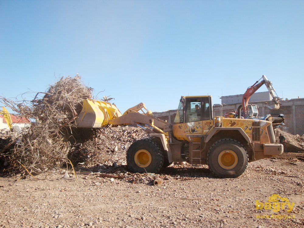 Kolový nakladač Komatsu WA430-6