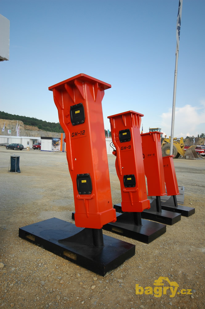 Hydraulická kladiva NPK