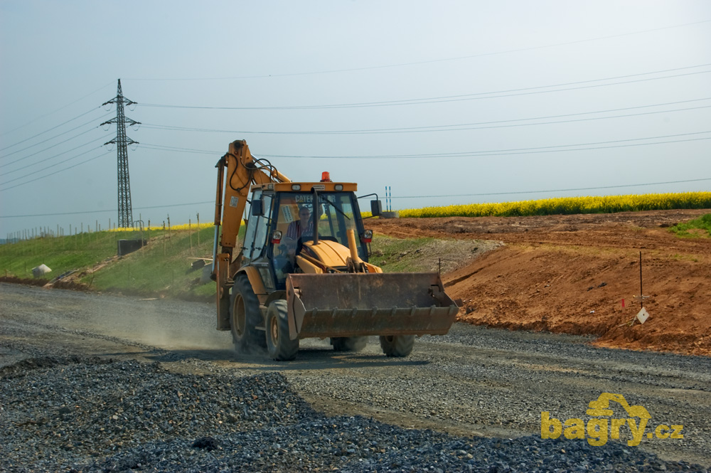 Rypadlonakladač CAT 428C