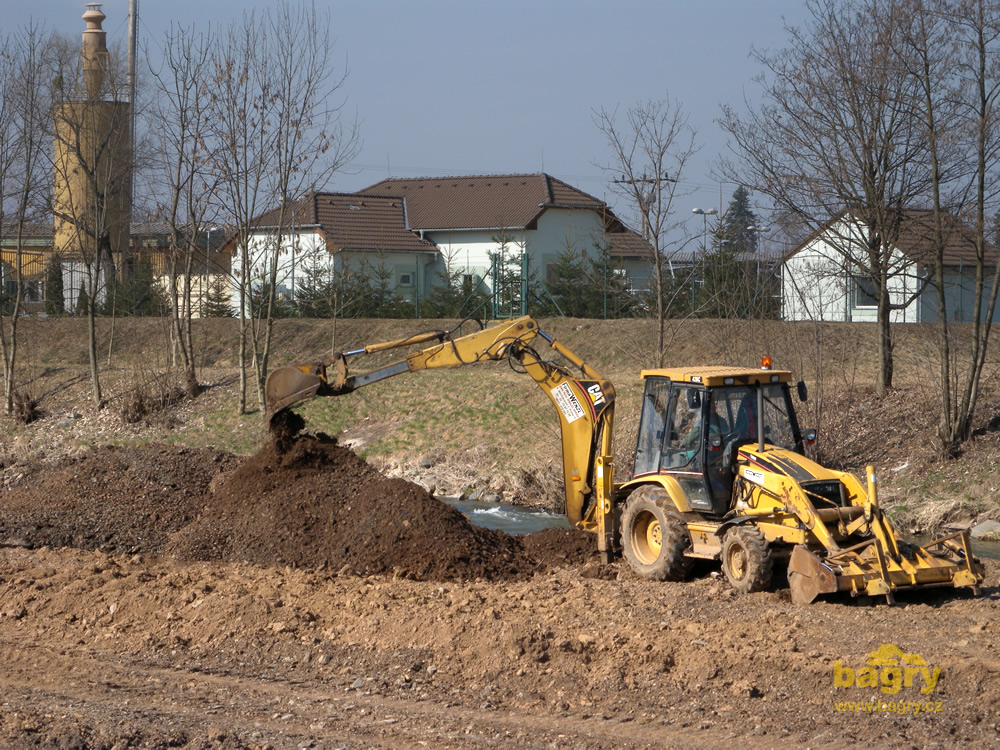 Rypadlonakladač Caterpillar 428C