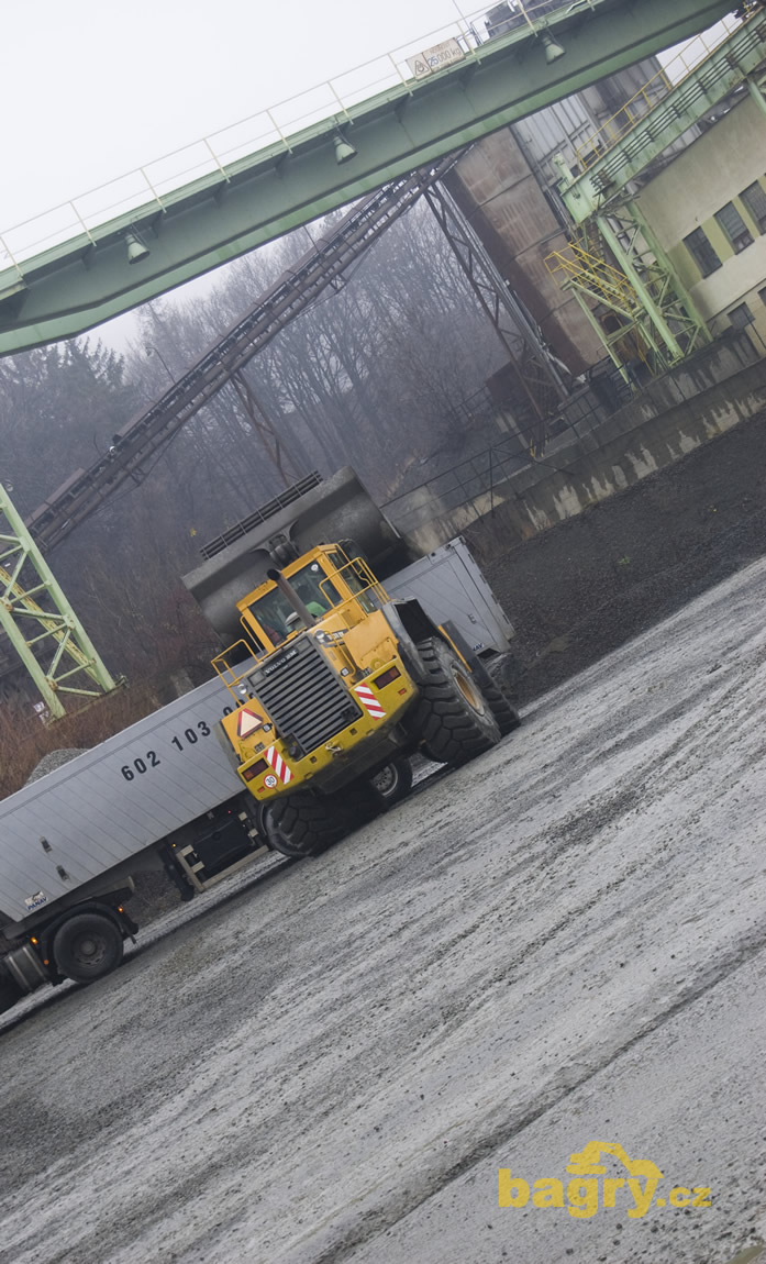Kolový nakladač Volvo BM L150C