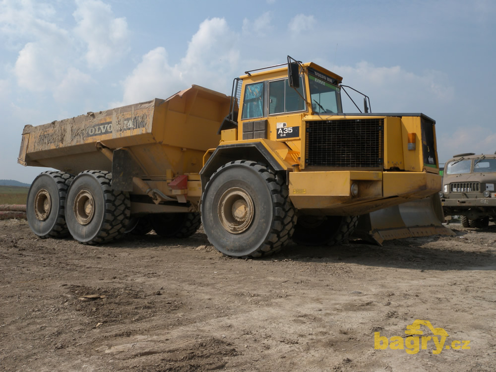 Kloubový dempr Volvo BM A 35