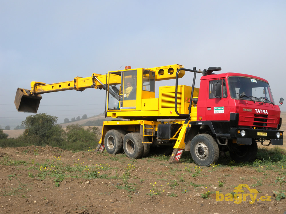 UDS 114 na podvozku T 815 firmy Rekultivace