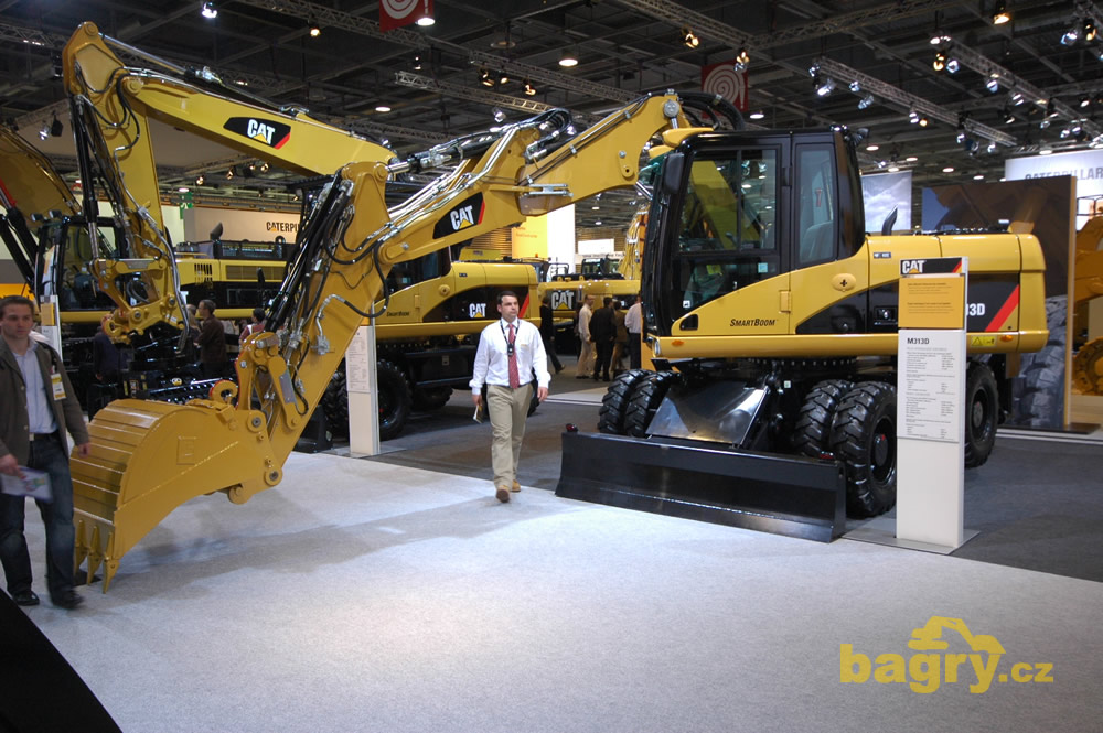 Kolové rypadlo Caterpillar M313D