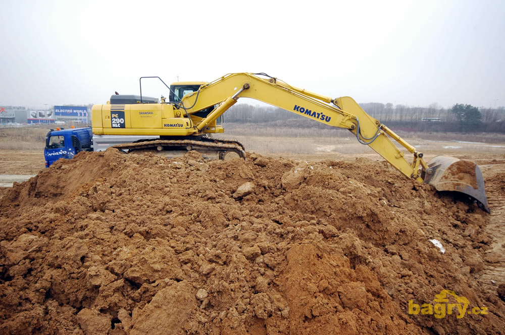 Pásové rypadlo Komatsu PC290NLC