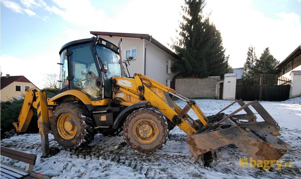 Traktorbagr JCB 3CX