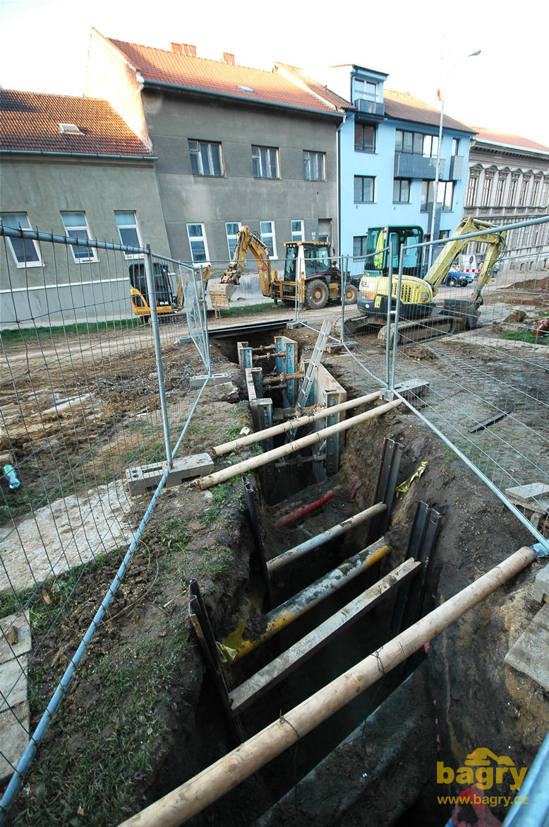 Výkop jedné z přípojek