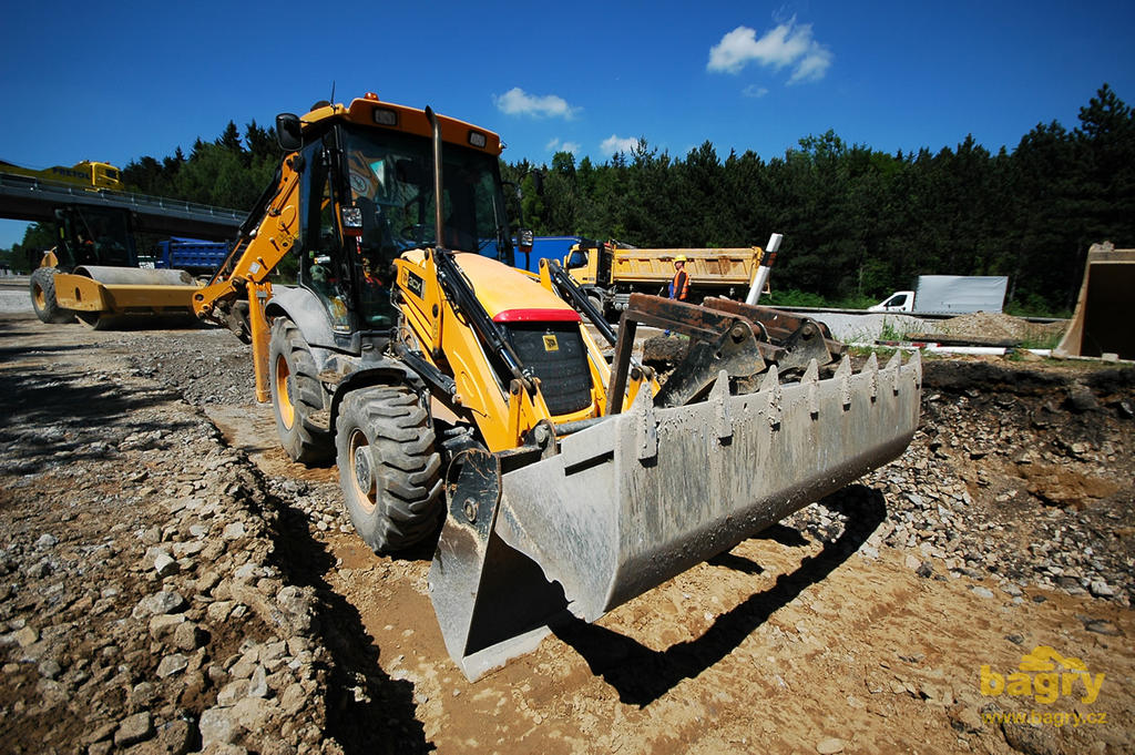 Rypadlonakladač JCB 3CX Sitemaster