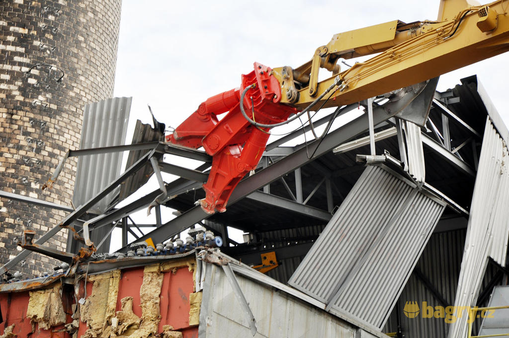 Demoliční nůžky Atlas Copco CC2500 U