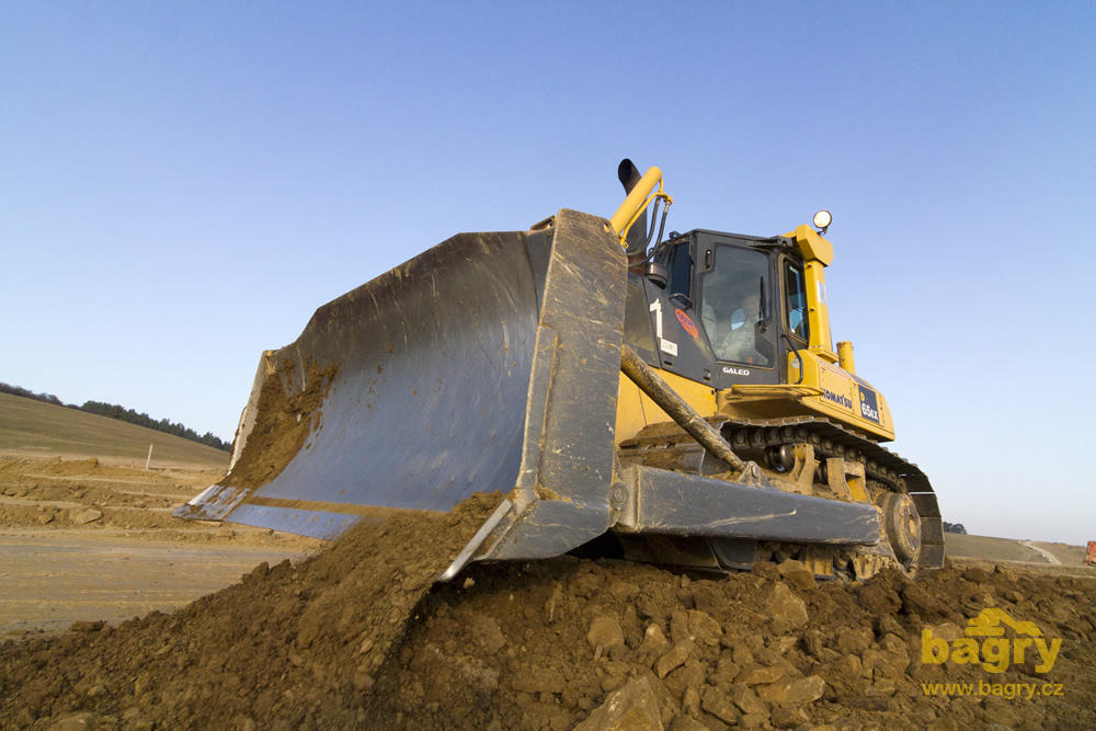 Komatsu 65 EX D firmy OSDM