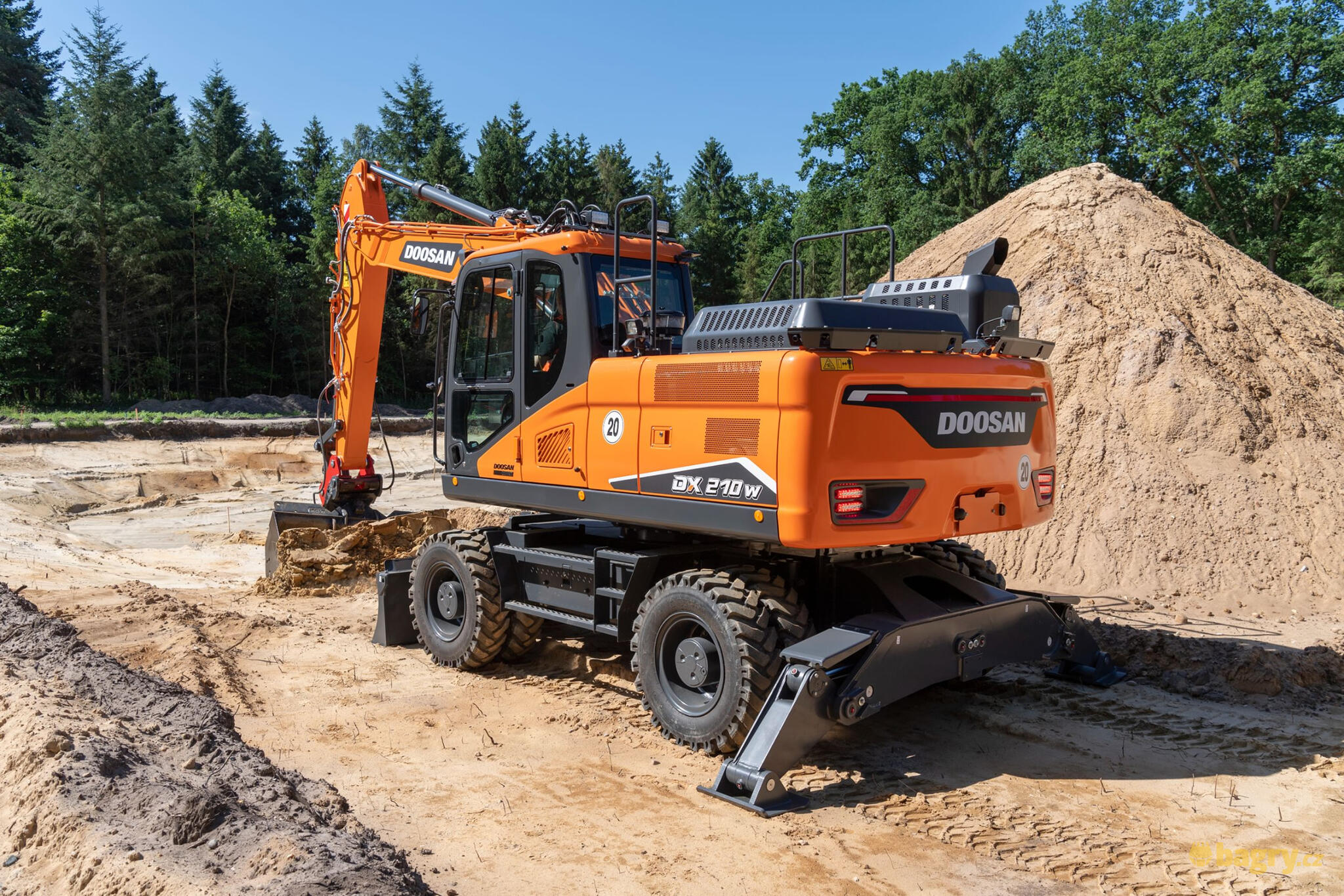 Doosan DX210W-7