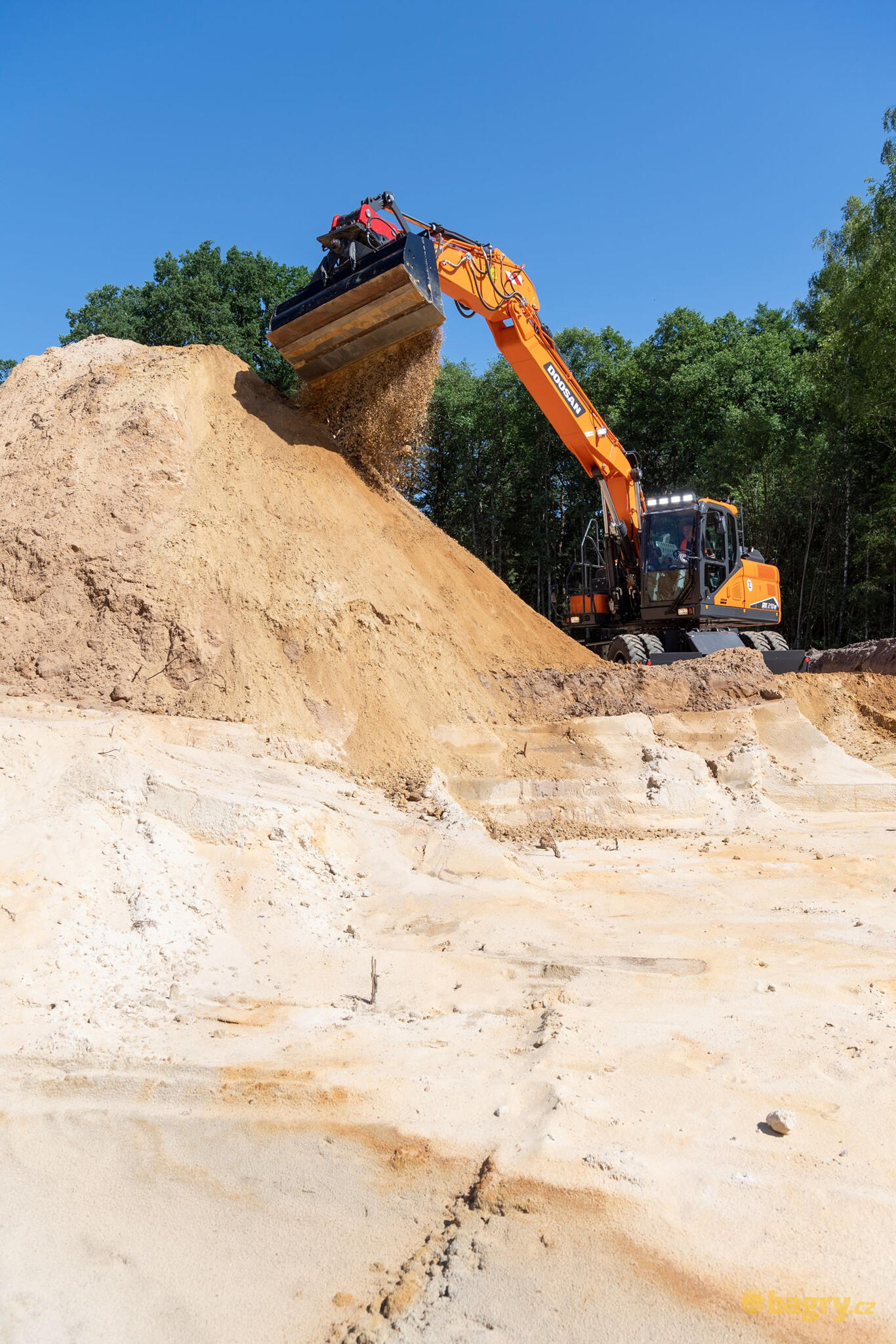 Doosan DX210W-7