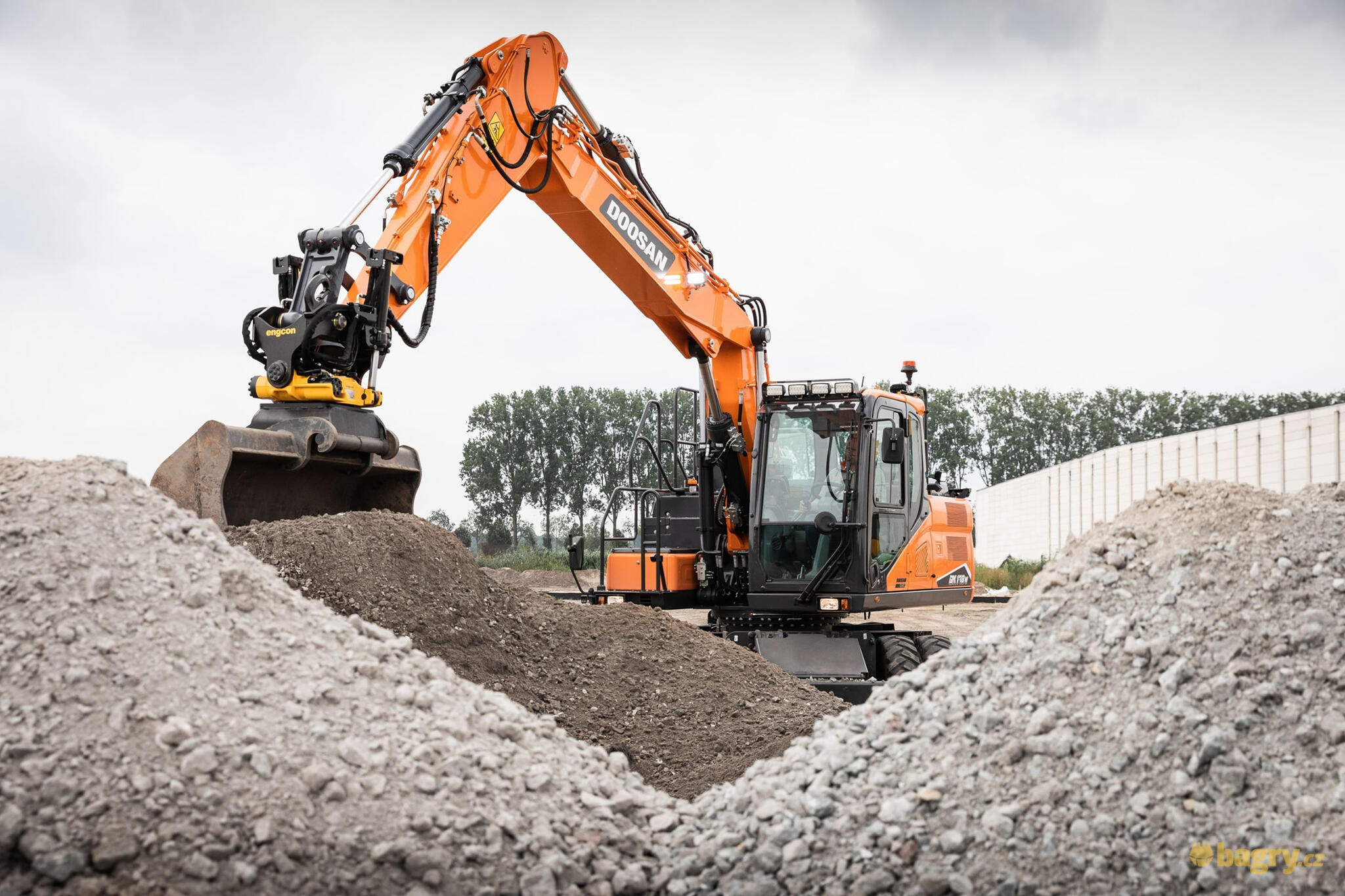 Doosan DX170W-7