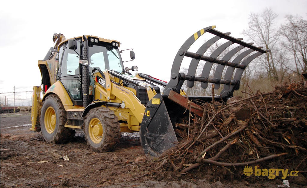 Caterpillar 432F: Raketa ve službách ekologie
