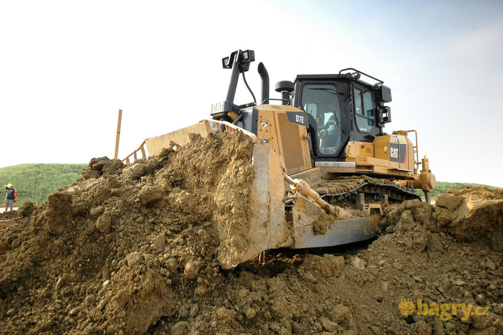 Dozer Caterpillar D7E