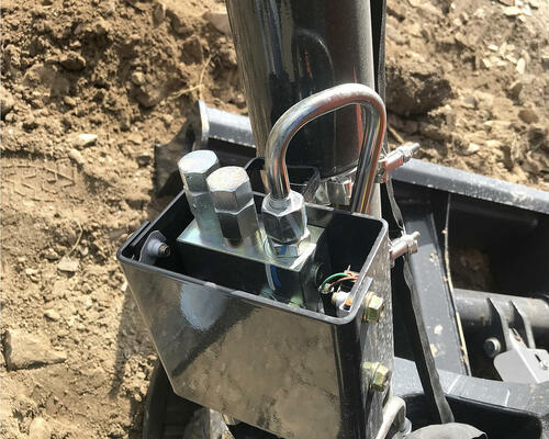 Zámek hydrauliky na výložníku