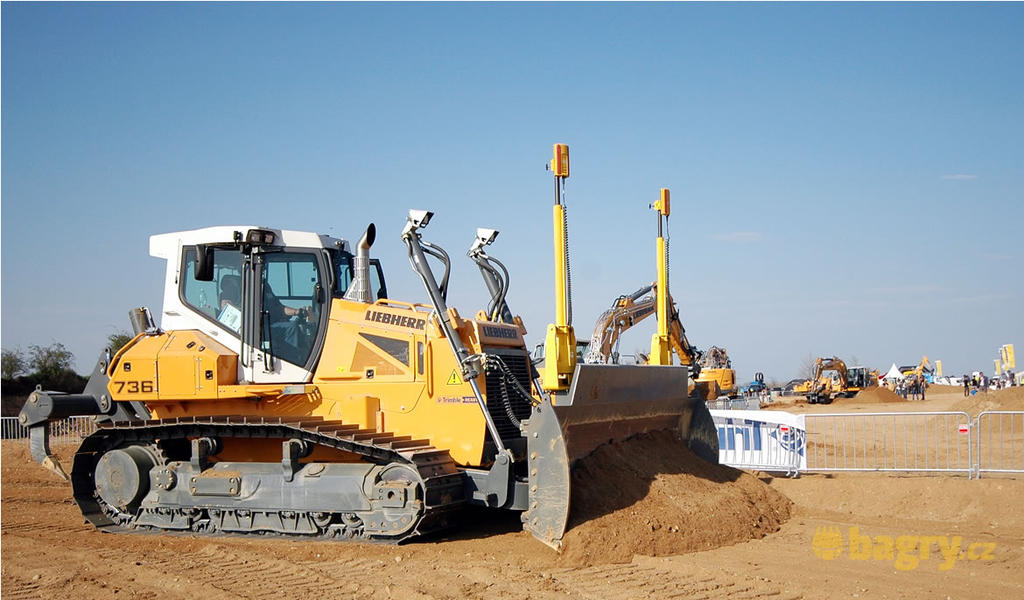 Dozer Liebherr PR 736 Litronic: Lepší výhled, nižší emise