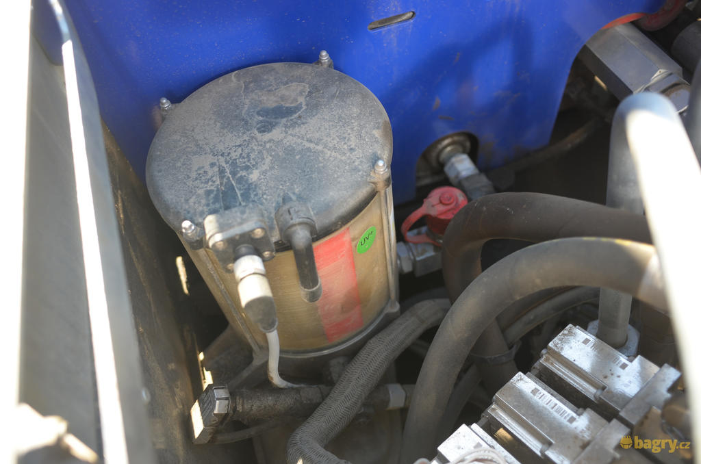 46. Kaiser S10 HP - zásobník centrálního mazání