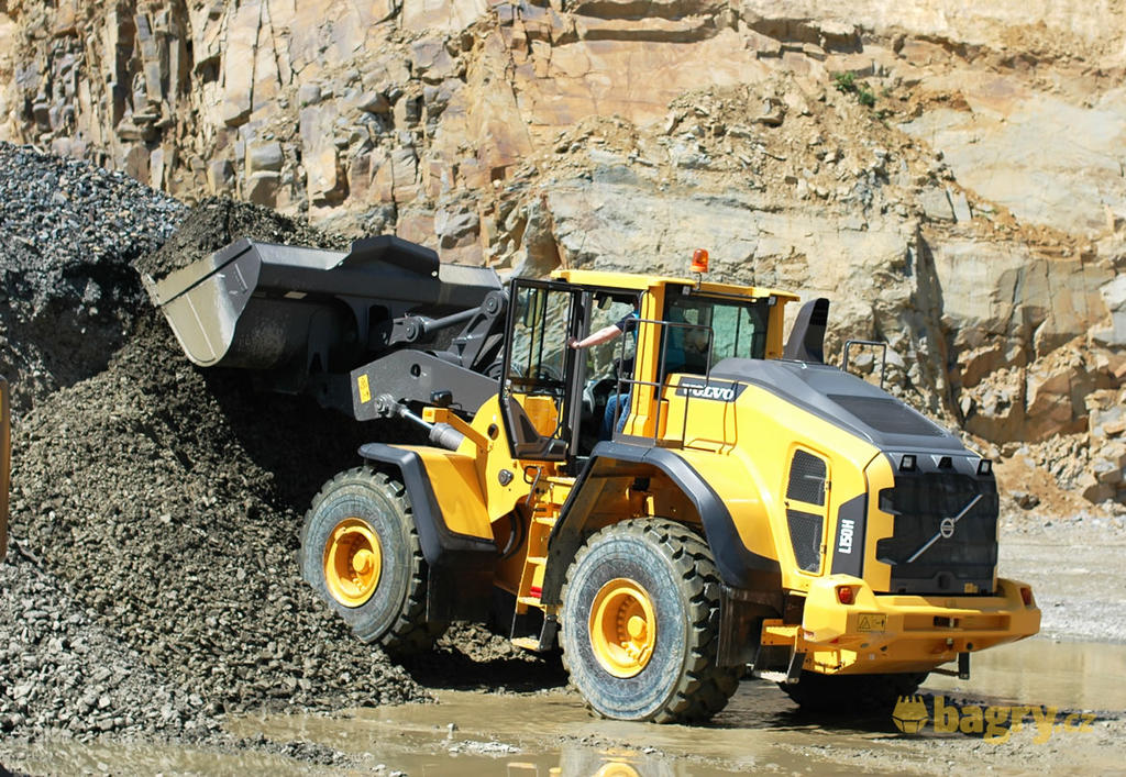 Kolový nakladač Volvo L150H