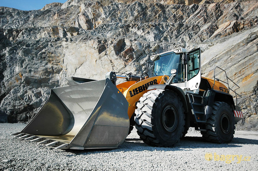 Liebherr L 576 XPower: Recenze