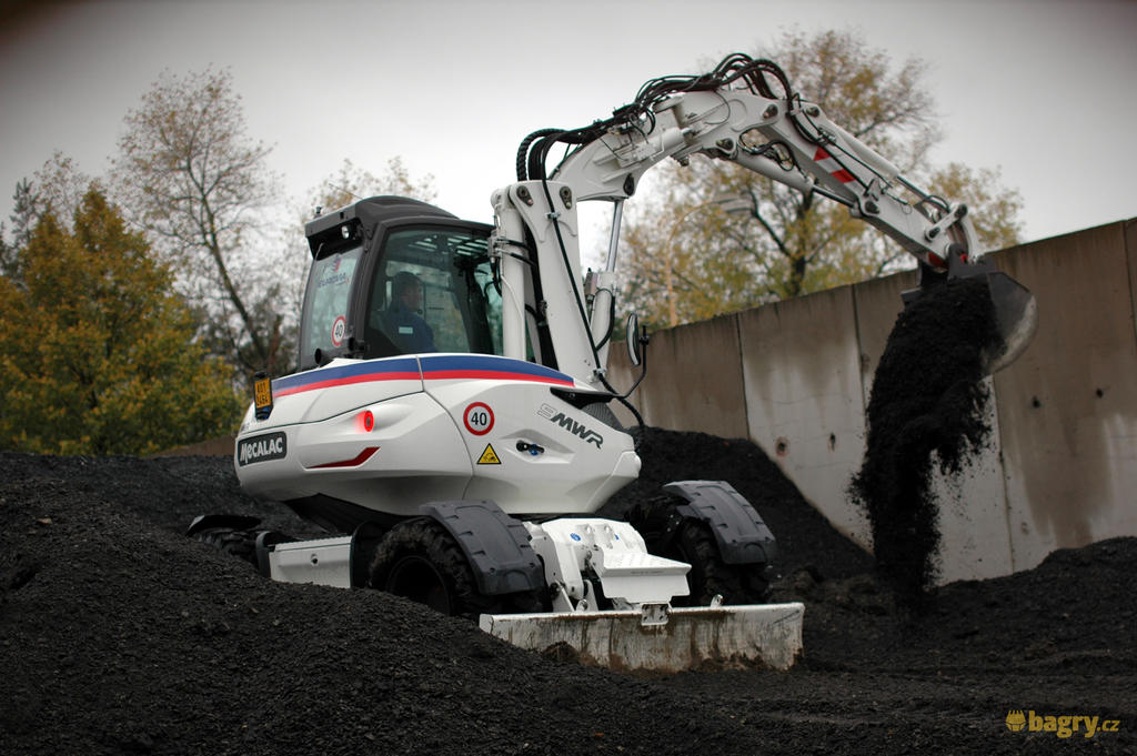 11. Mecalac 9MWR
