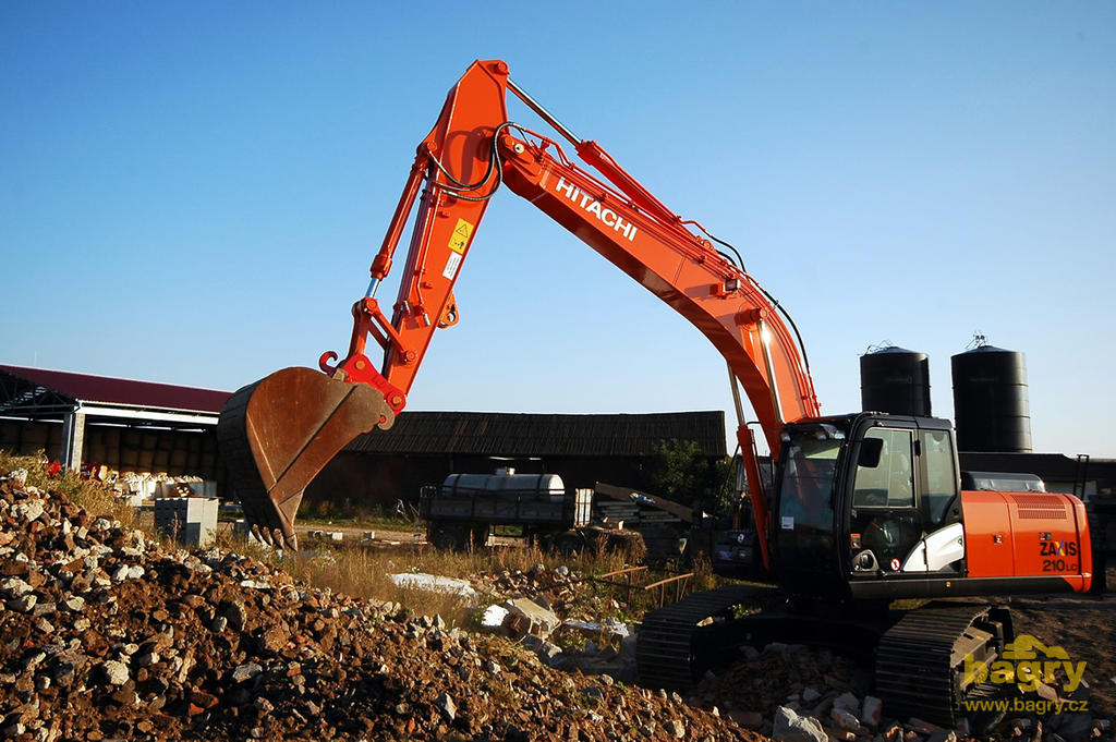 Hitachi ZX210-5 LC