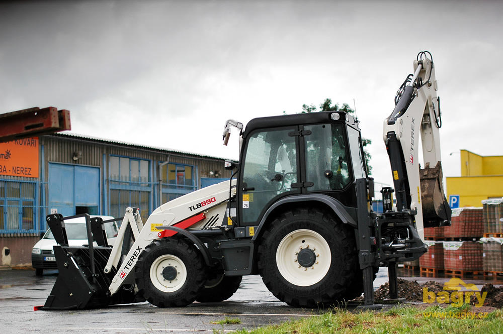Rypadlonakladač Terex TLB890
