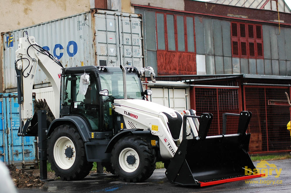 Rypadlonakladač Terex TLB890