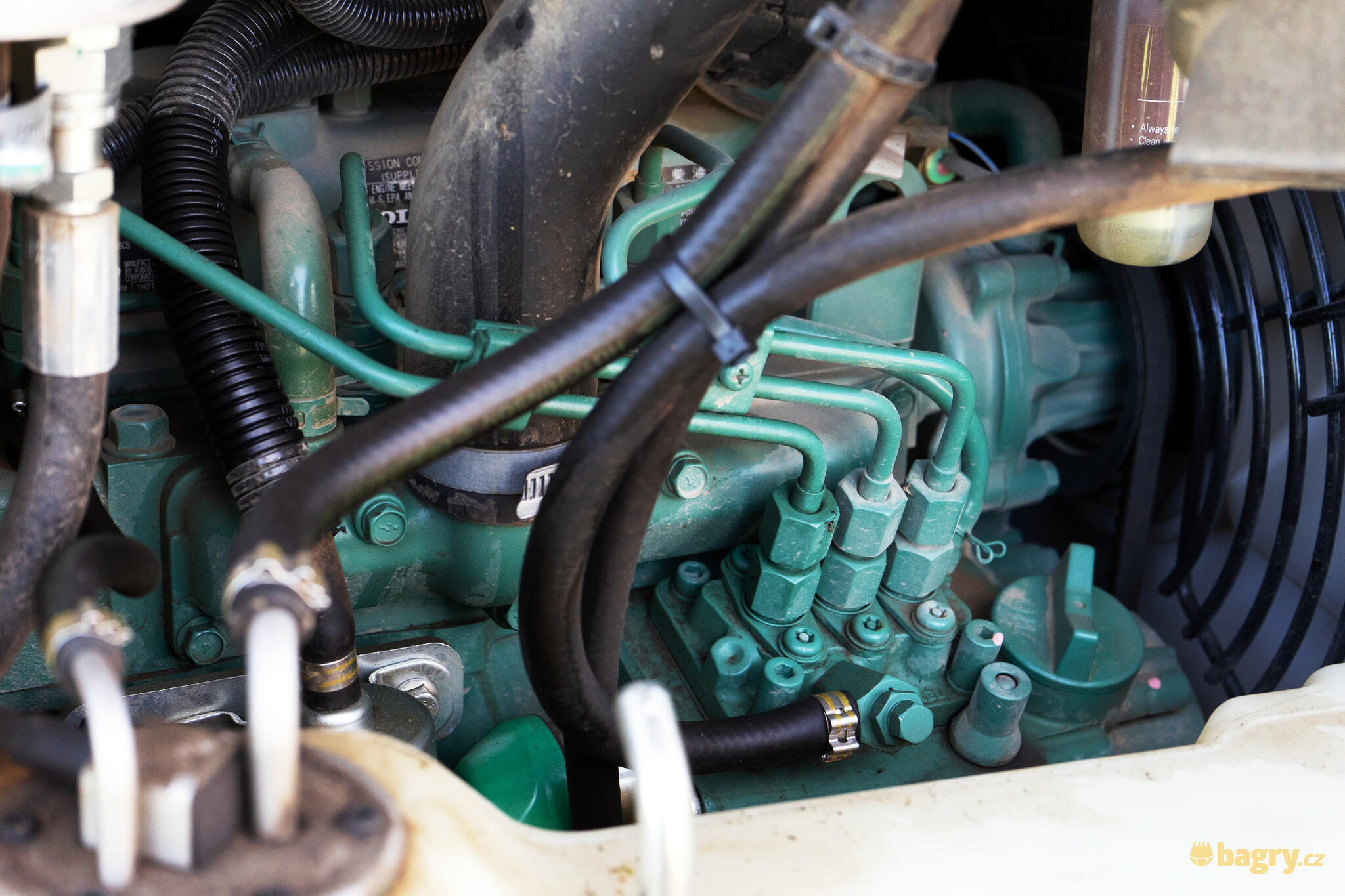 03. Motor Volvo D1-1A-EFOZ