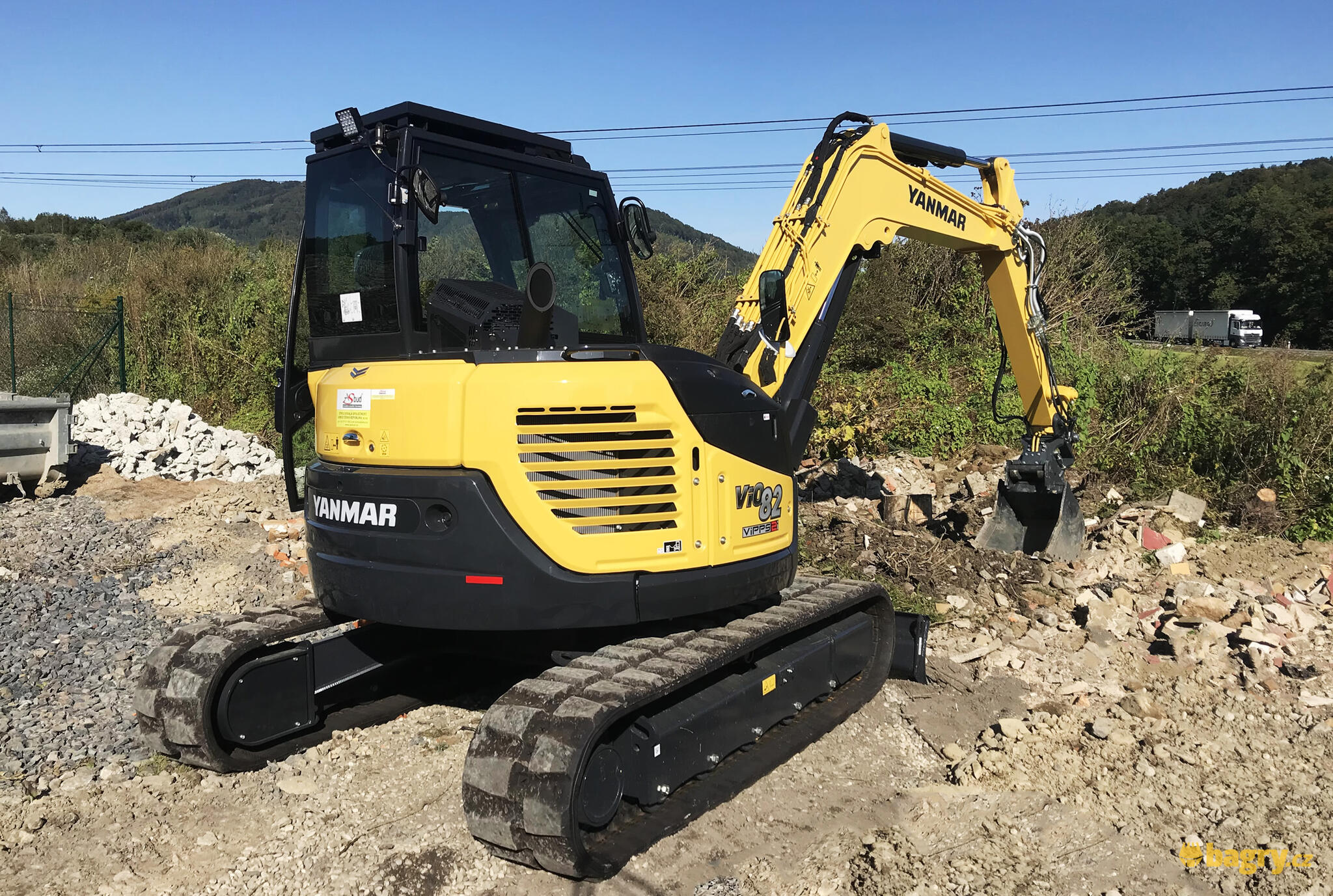 Midirypadlo Yanmar ViO 82