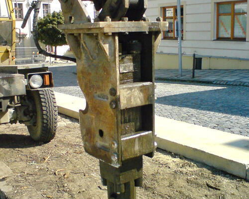 13. Autor: Tomáš Straňák