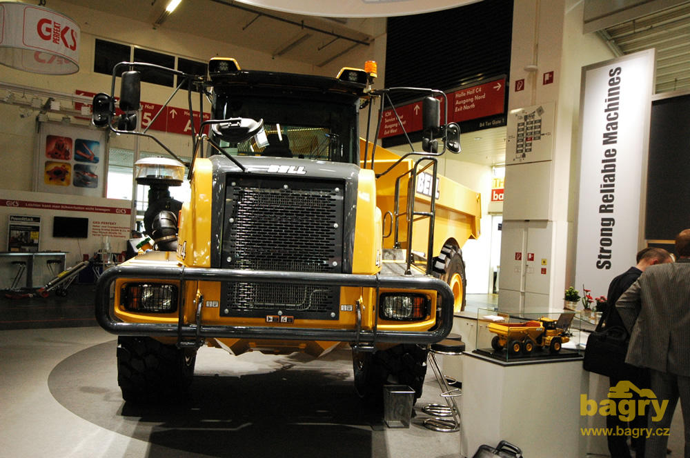 Kloubový dempr Bell B30D