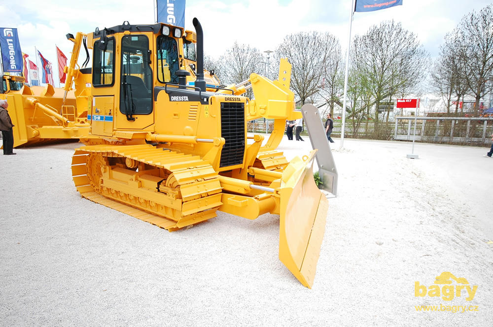 Pásový dozer Dressta TD-9R LGP