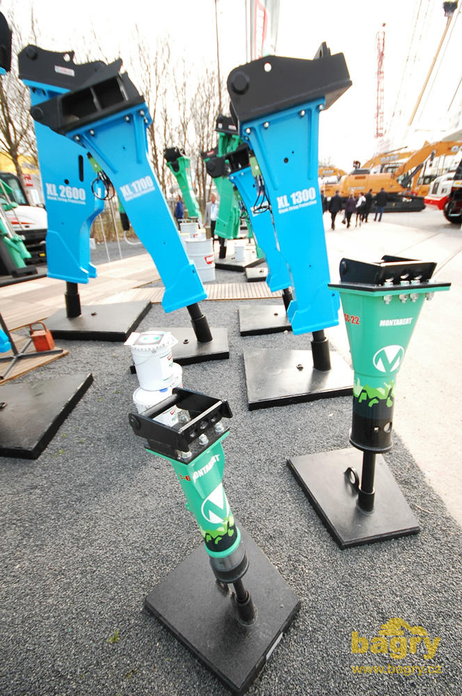 Hydraulická kladiva Montabert