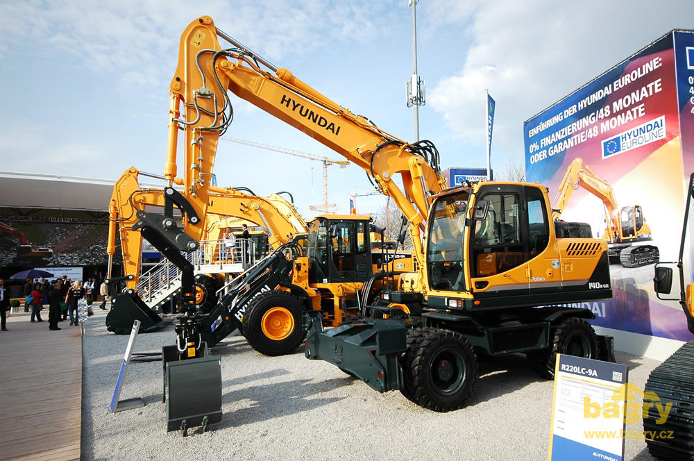 Kolové rypadlo Hyundai R140W-9A