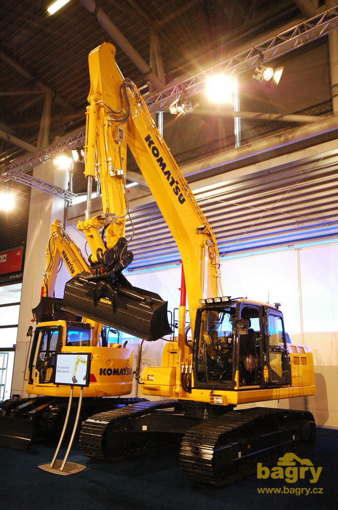 Pásové rypadlo Komatsu PC210LC-10