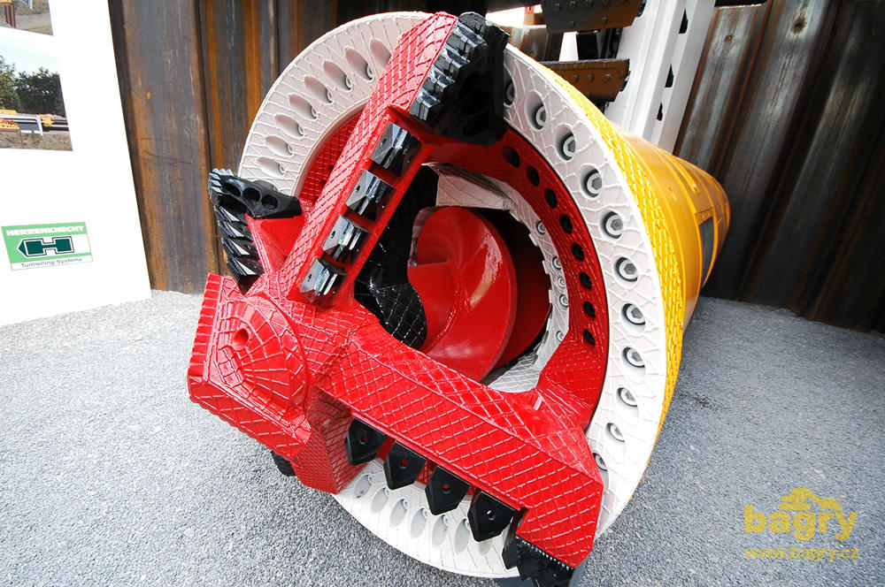 Truboukladač Herrenknecht Pipe Express - detail razicího štítu