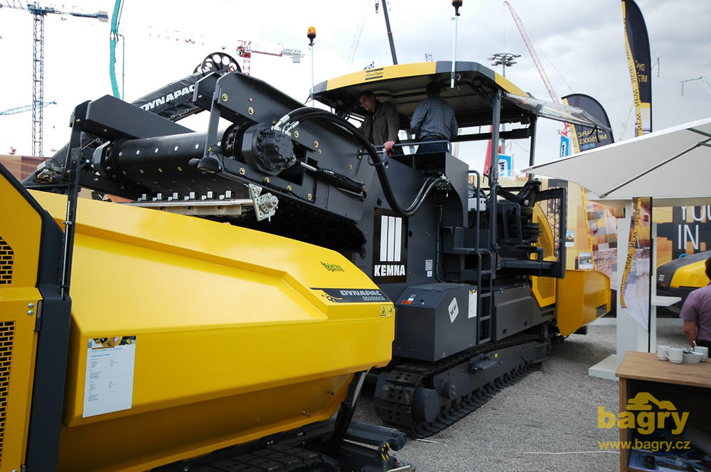 Mobilní podavač Atlas Copco Dynapac MF2500CS