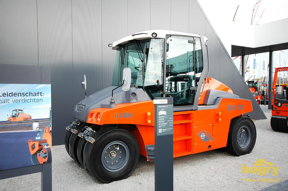 Pneumatikový válec Hamm GRW 280i-16