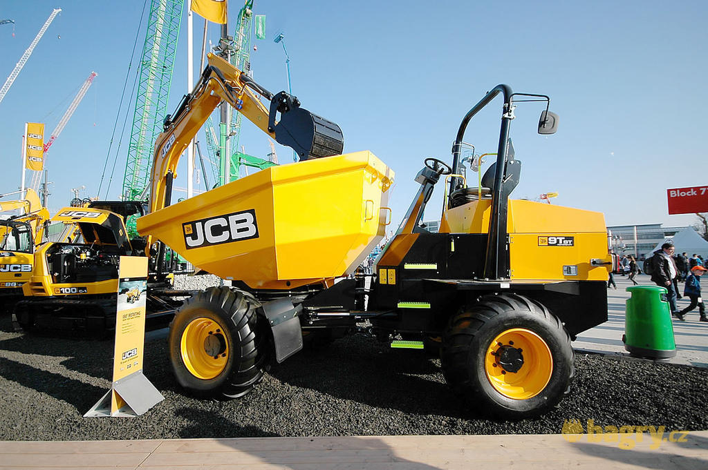 Kompaktní kolový dempr JCB 9TST