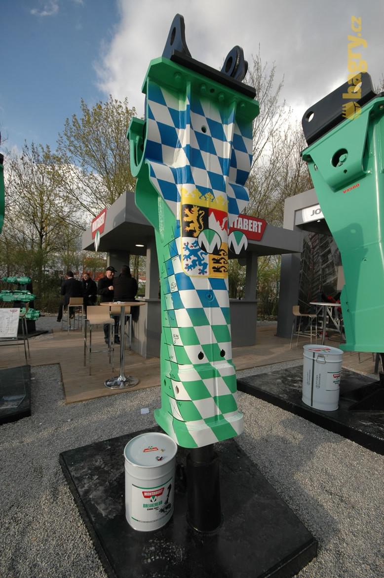 Hydraulické kladivo Montabert