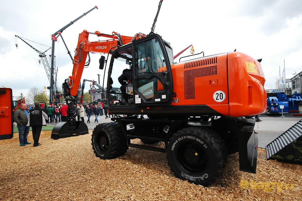 Kolové rypadlo Hitachi ZAXIS 170W