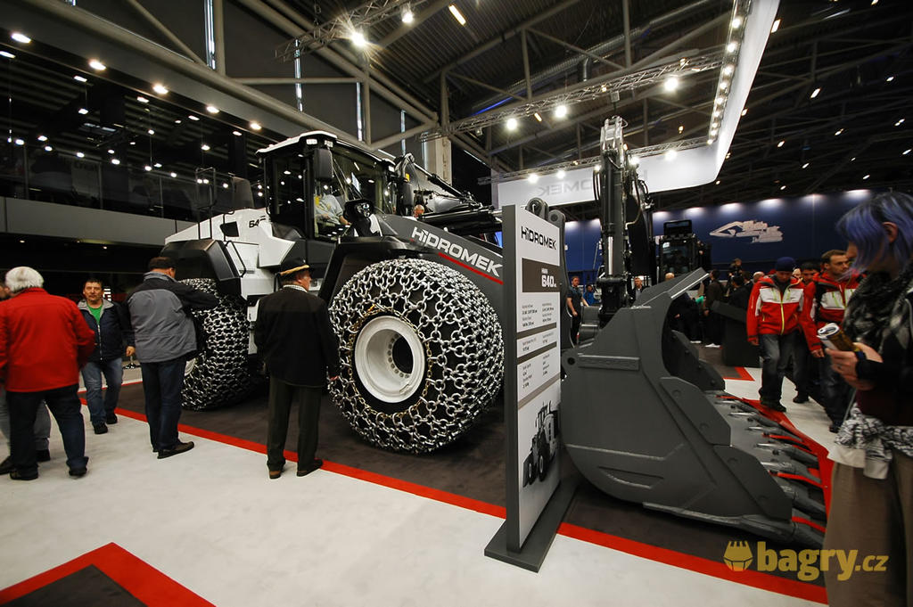 Kolový nakladač Hidromek HMK 640 WL