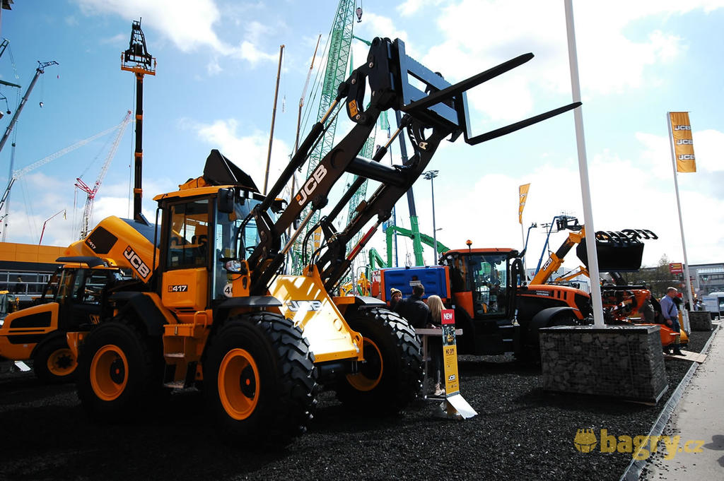 Kolový nakladač JCB 417HT