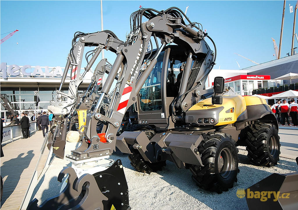 Kolové midirypadlo Mecalac 12MTX