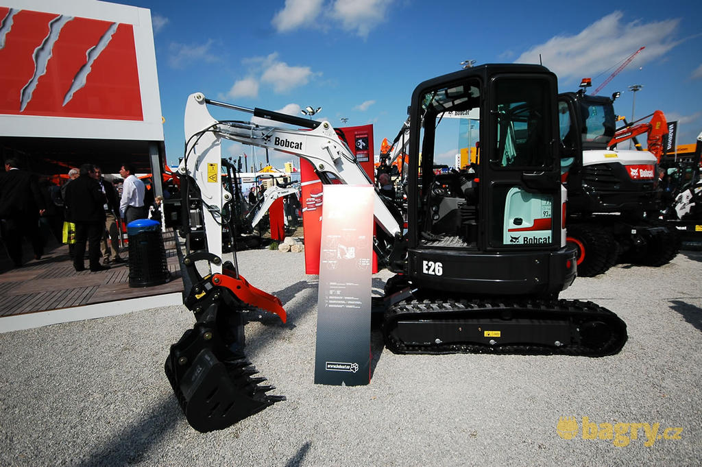 Pásové minirypadlo Bobcat E26.
