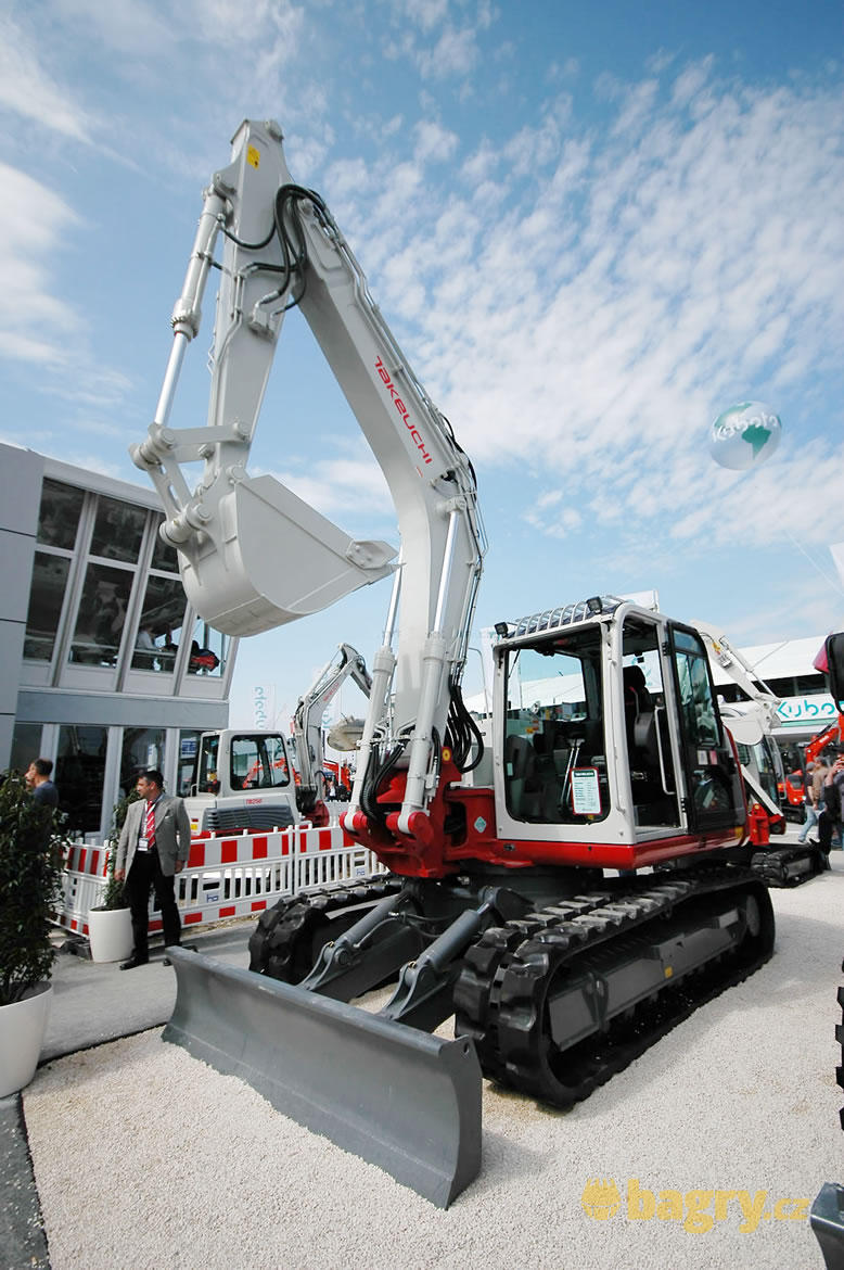 Pásové minirypadlo Takeuchi TB2150